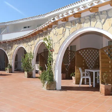 Altura Hotel